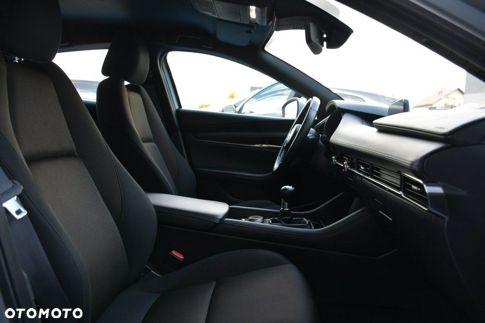 Mazda 3 2.0 mHEV Hikari - 18