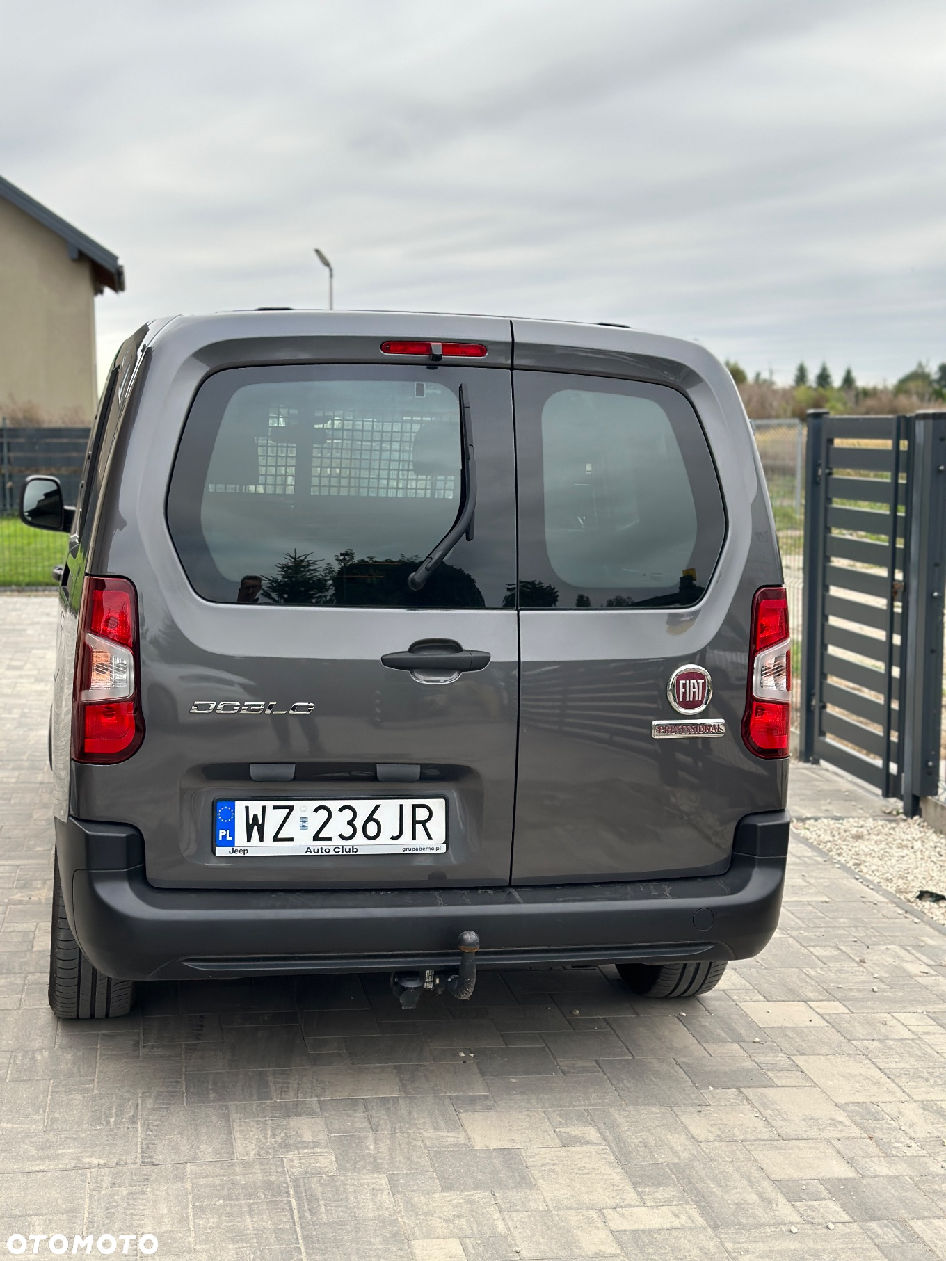 Fiat Doblo Maxi CrewVan 1.5 BlueHDI S&S (bryg.) - 3