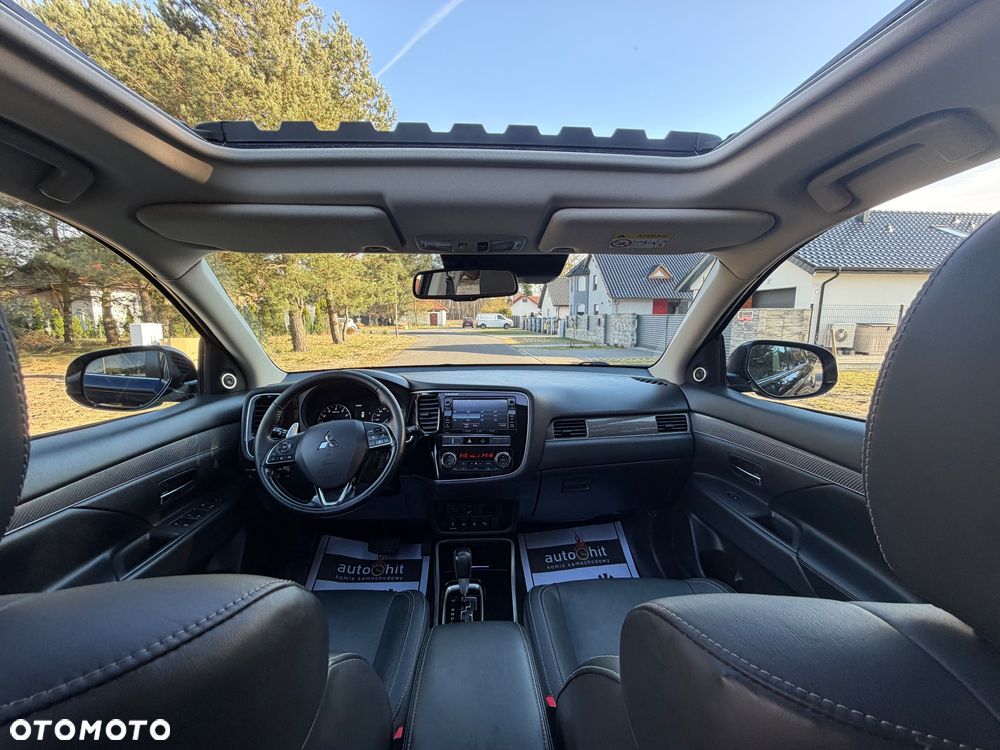 Mitsubishi Outlander 2.0 Instyle SDA 4WD CVT - 38