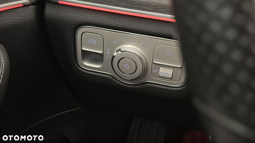 Mercedes-Benz GLE 300 d 4-Matic - 25