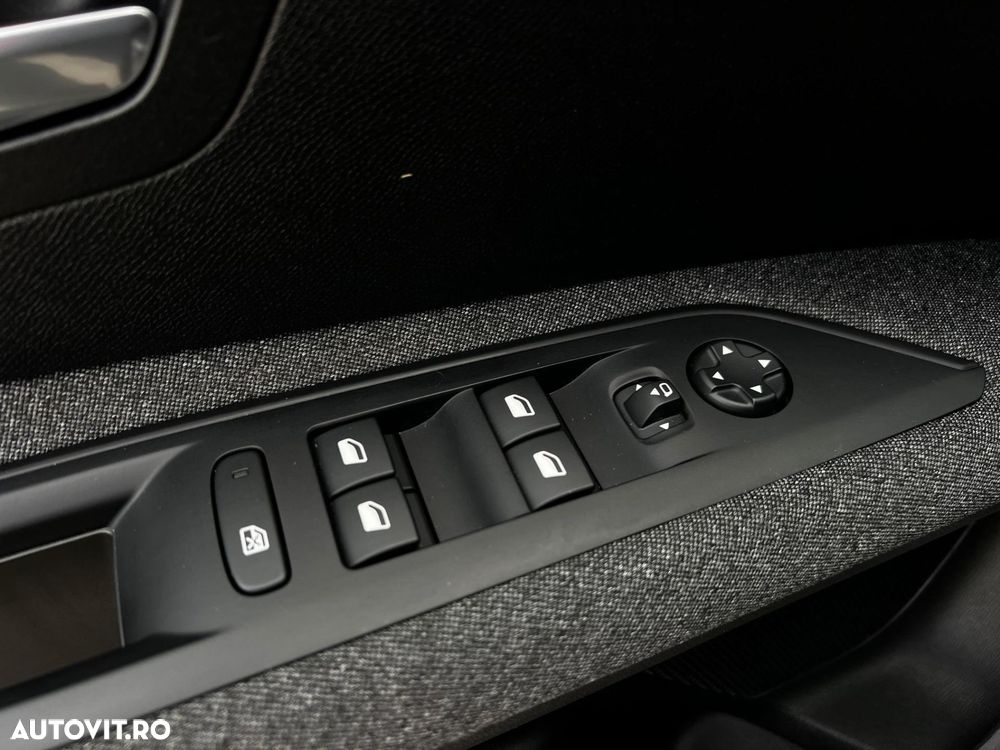 Peugeot 3008 - 14