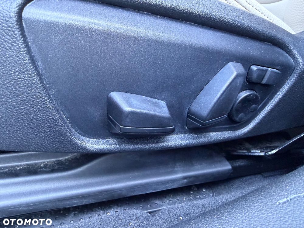 BMW Seria 2 225i xDrive Sport-Aut Sport Line - 15
