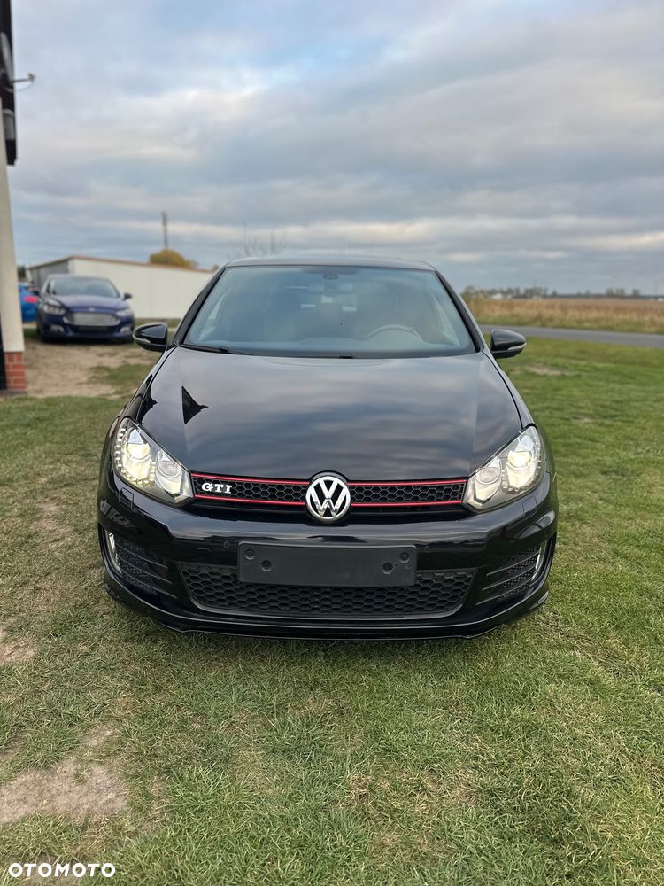 Volkswagen Golf - 3