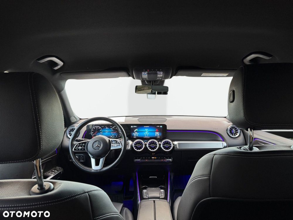 Mercedes-Benz GLB - 14