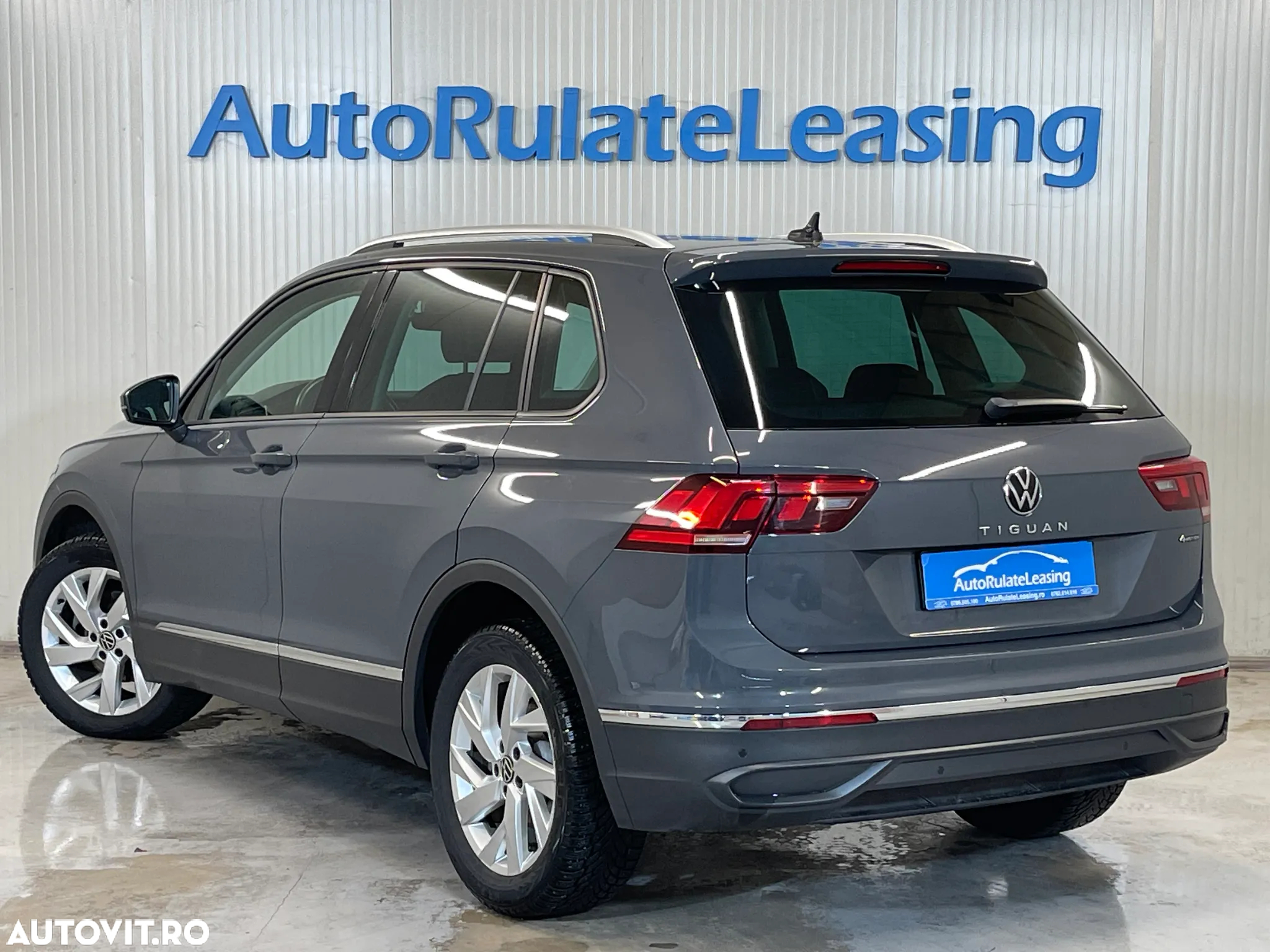 Volkswagen Tiguan 2.0 TDI 4Mot DSG Comfortline - 4