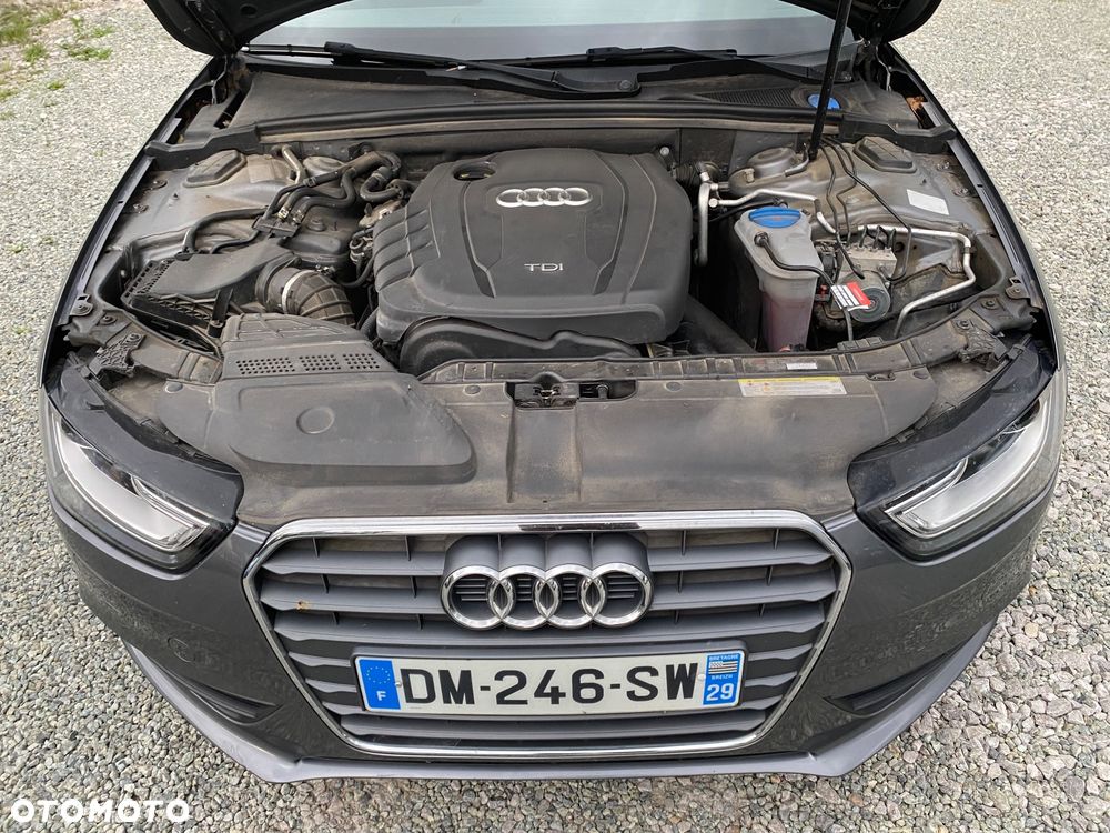 Audi A4 Limousine 2.0 TDI DPF clean diesel Ambiente - 17