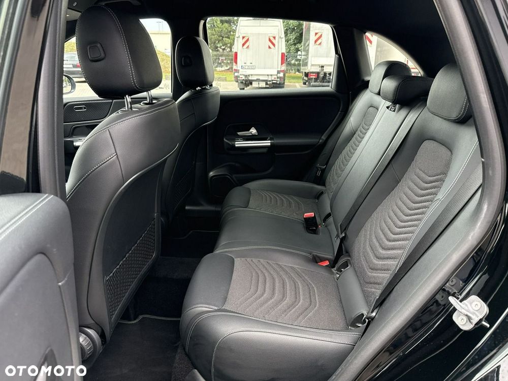 Mercedes-Benz Klasa B 220 d 8G-DCT - 15
