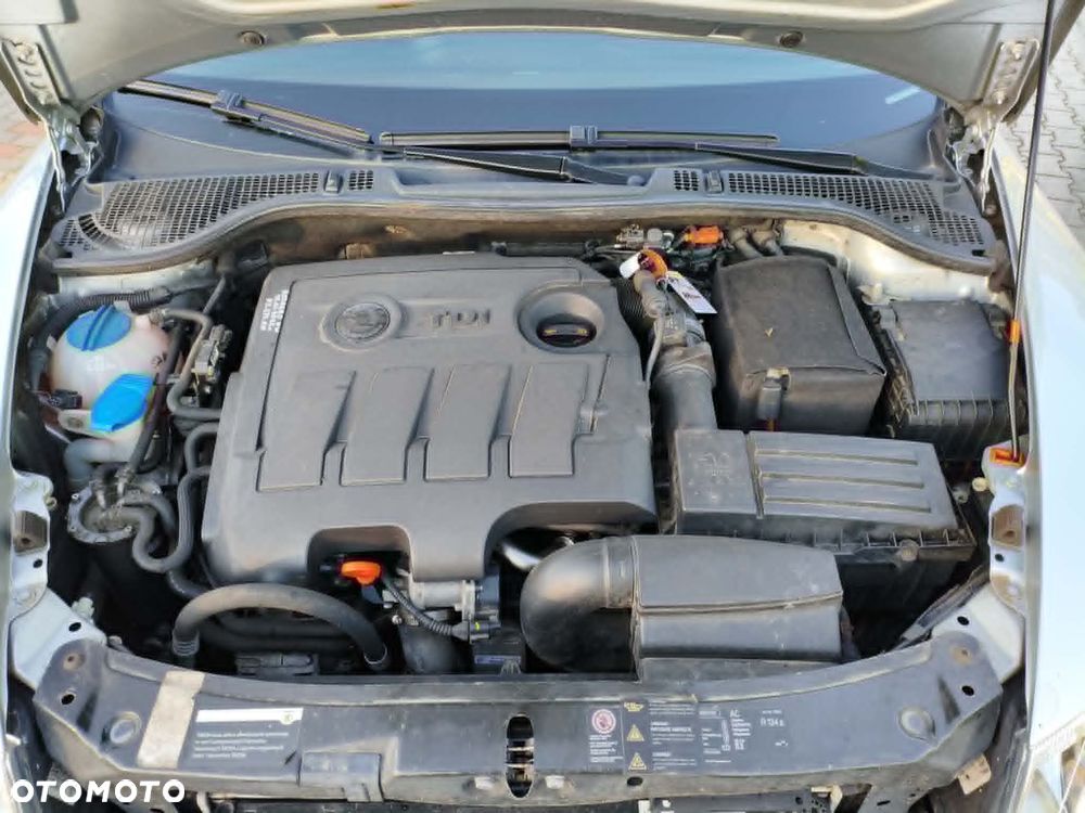 Skoda Octavia 1.6 TDI Ambiente - 10