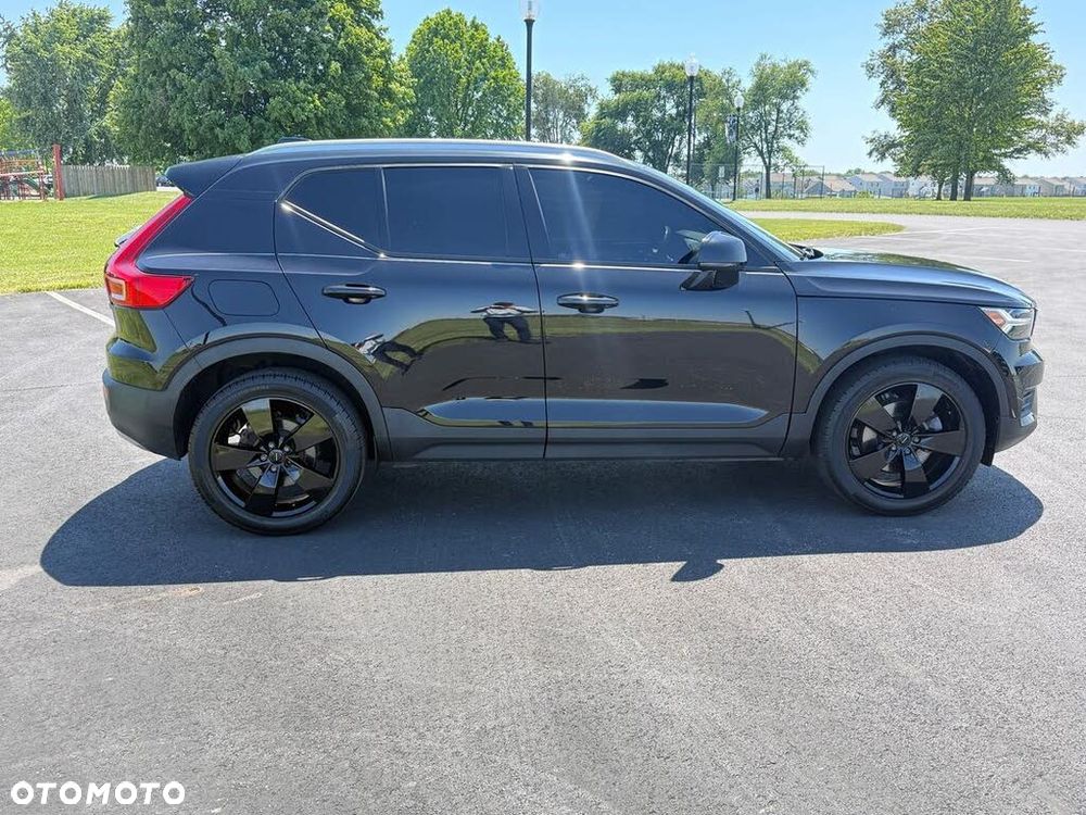 Volvo XC 40 T5 AWD R-Design - 6