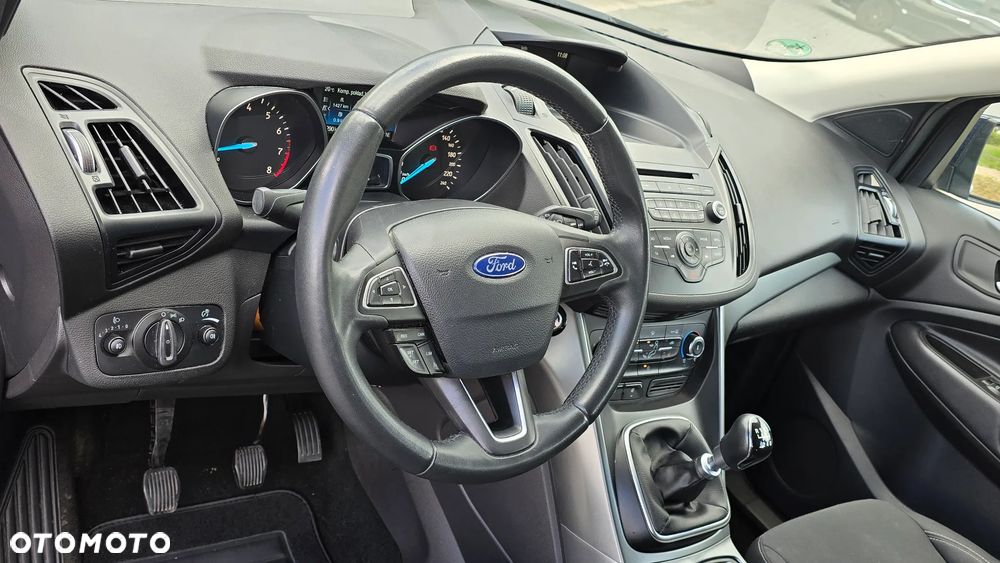 Ford Kuga 1.5 EcoBoost FWD Trend - 9