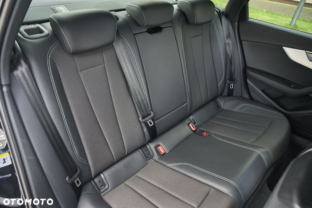 Audi A4 Limousine 35 TFSI S tronic S line - 23