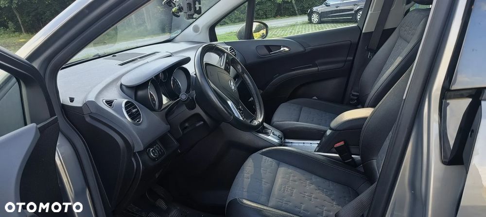 Opel Meriva - 28