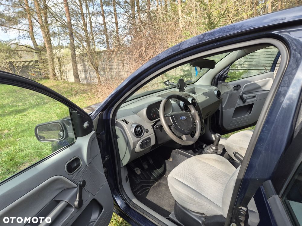 Ford Fusion - 5