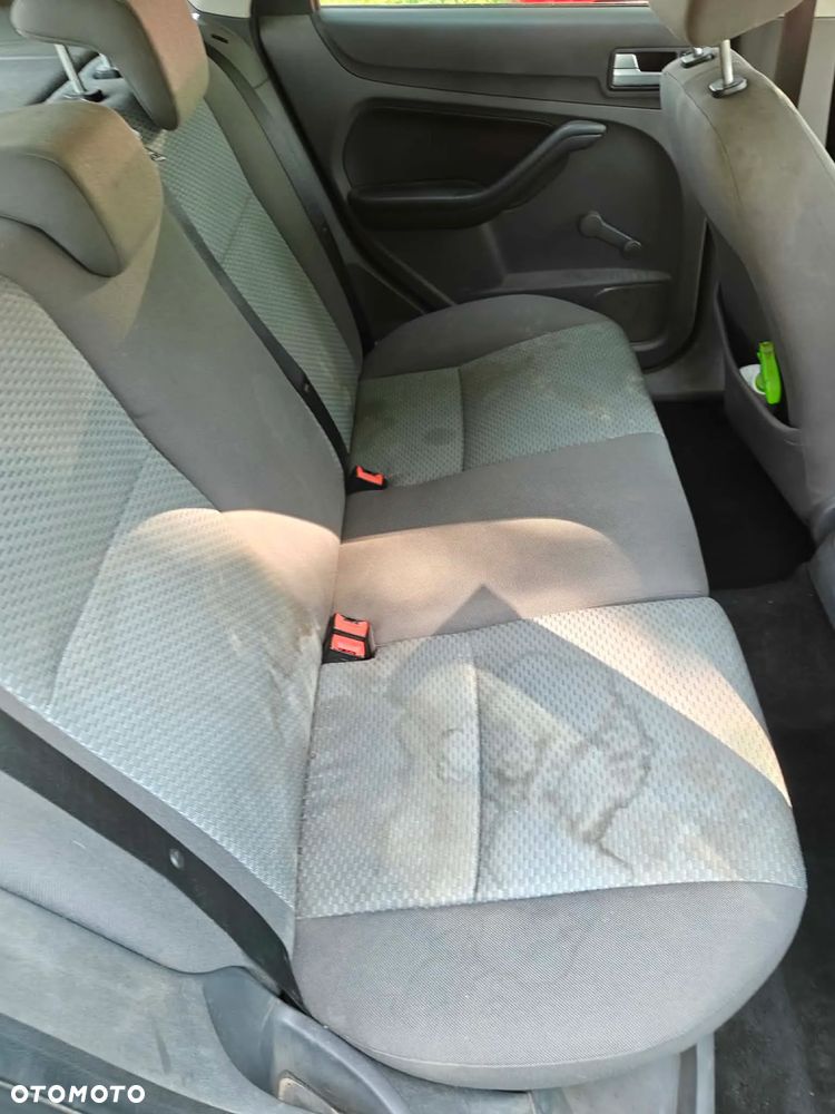 Ford Focus 1.6 Trend - 6