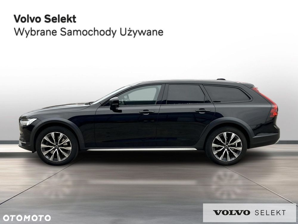 Volvo V90 Cross Country - 3