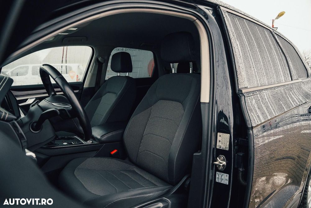 Volkswagen Touareg V6 TDI Elegance - 6