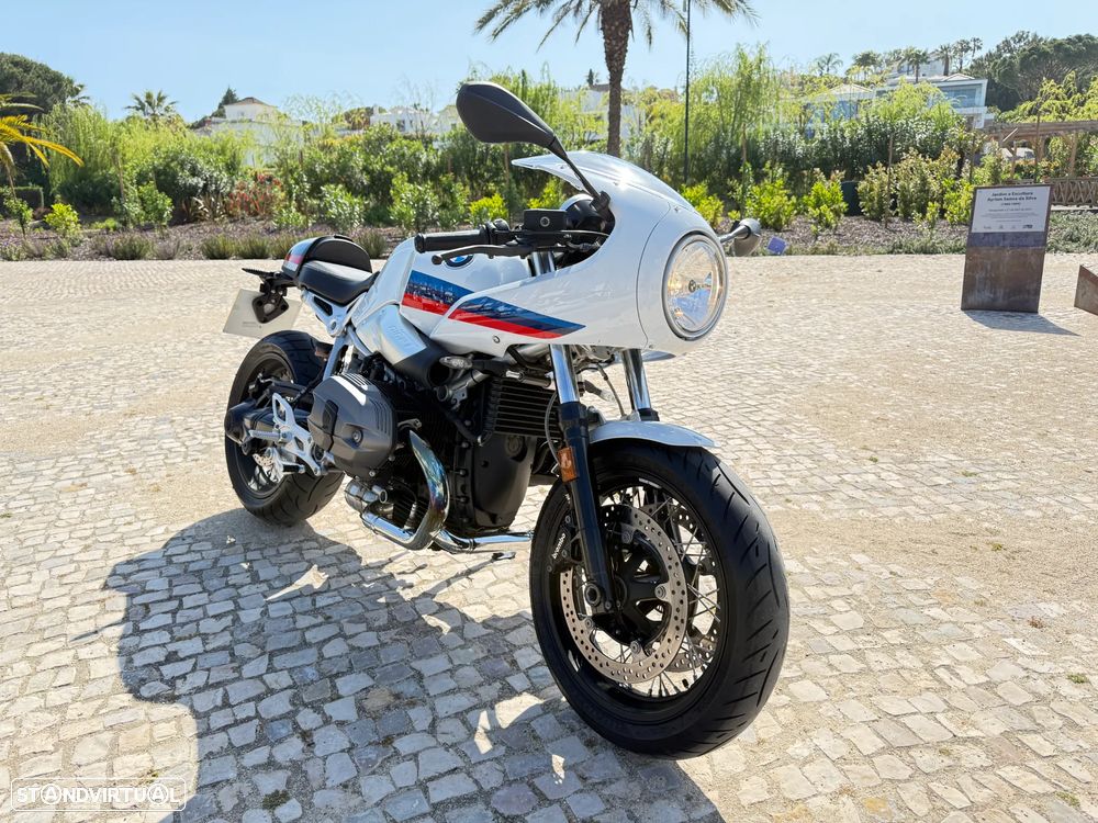 BMW R nineT Racer - 2