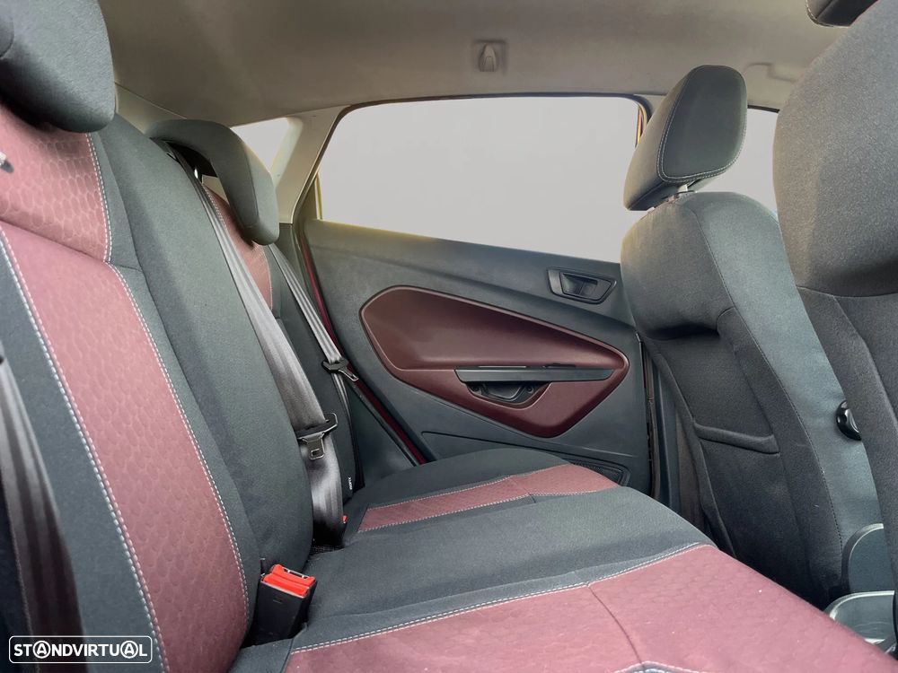 Ford Fiesta 1.25 Titanium - 14