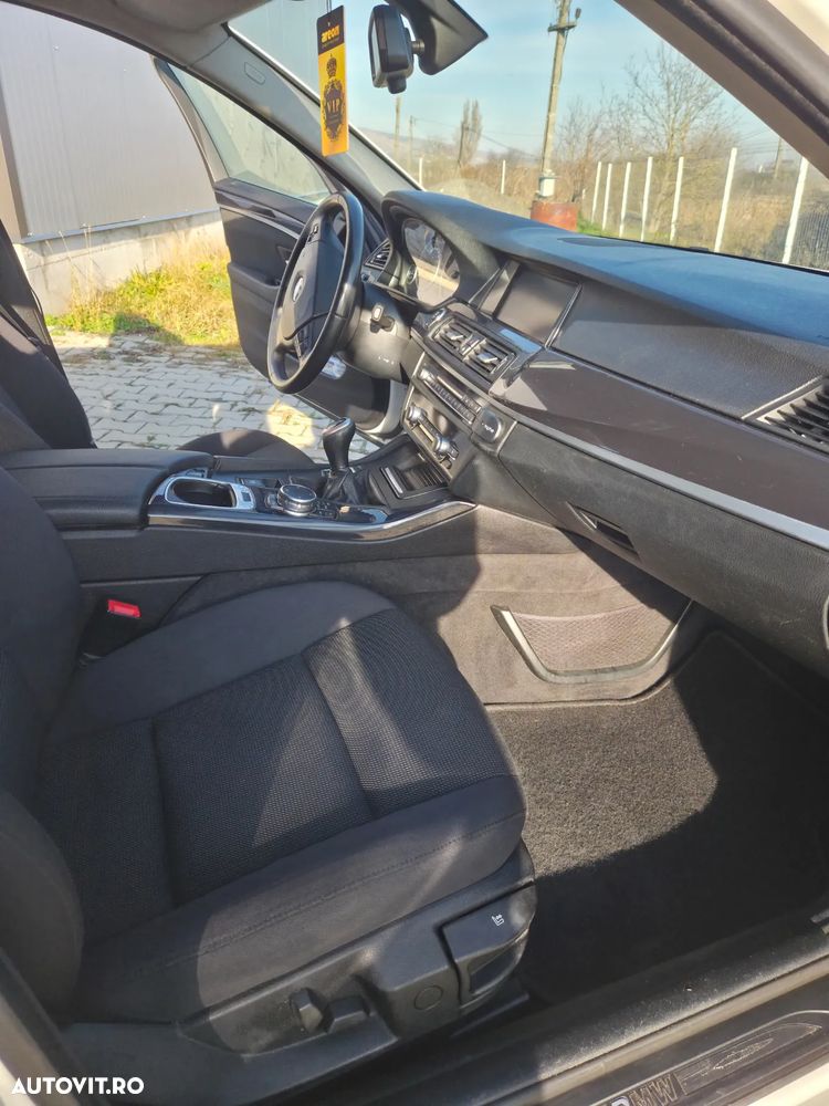 BMW Seria 5 520d Touring Blue Performance - 7