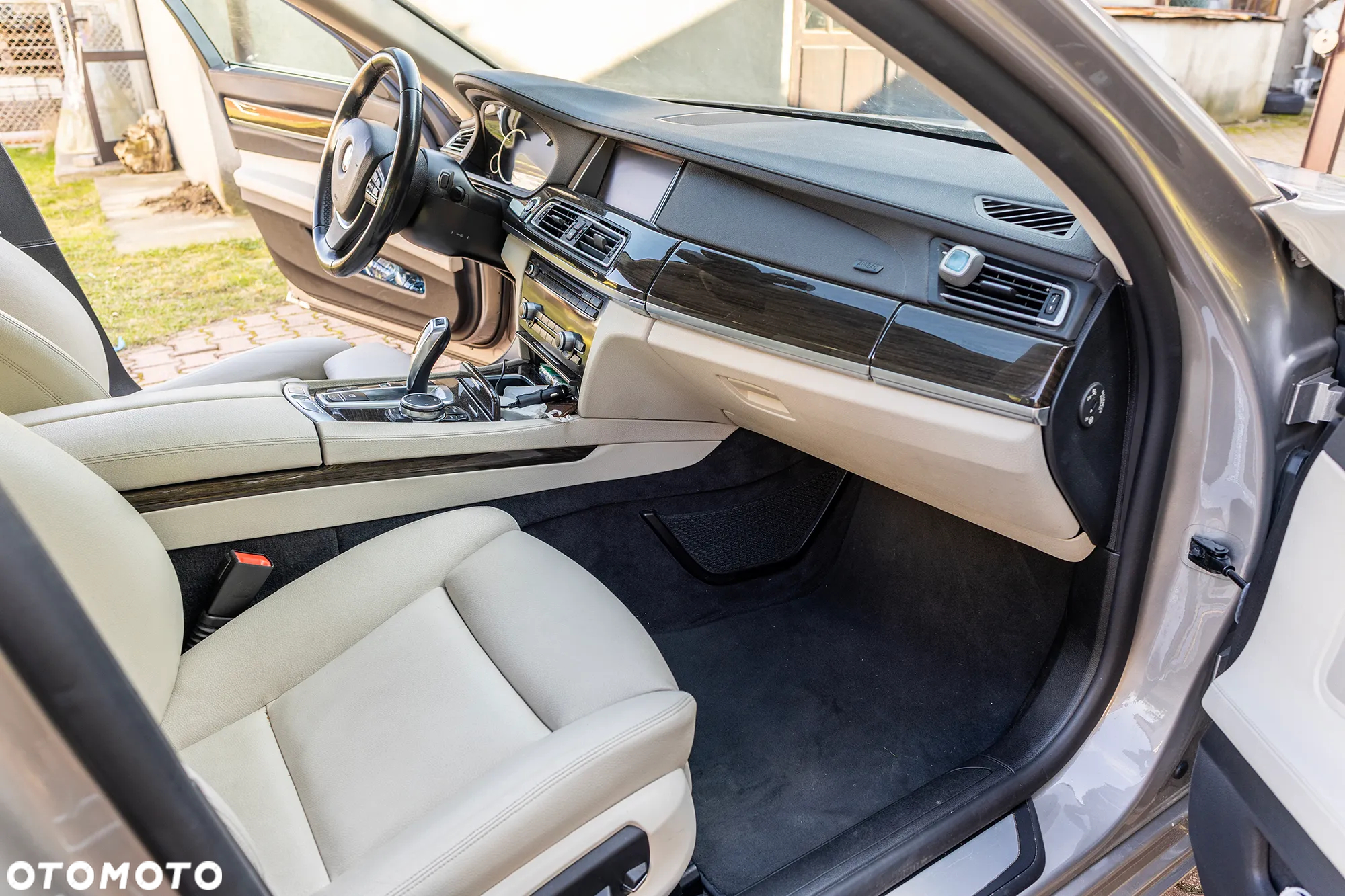 BMW Seria 7 740d xDrive - 8