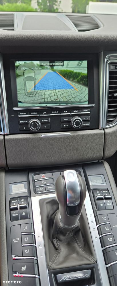 Porsche Macan - 22