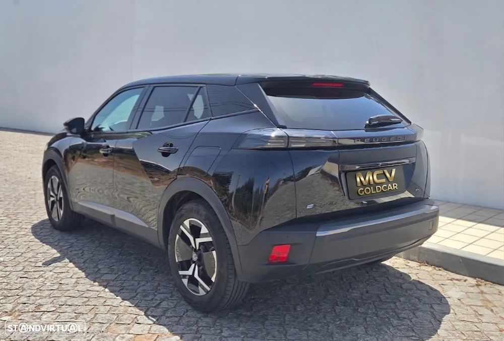 Peugeot e-2008 GT Pack - 3