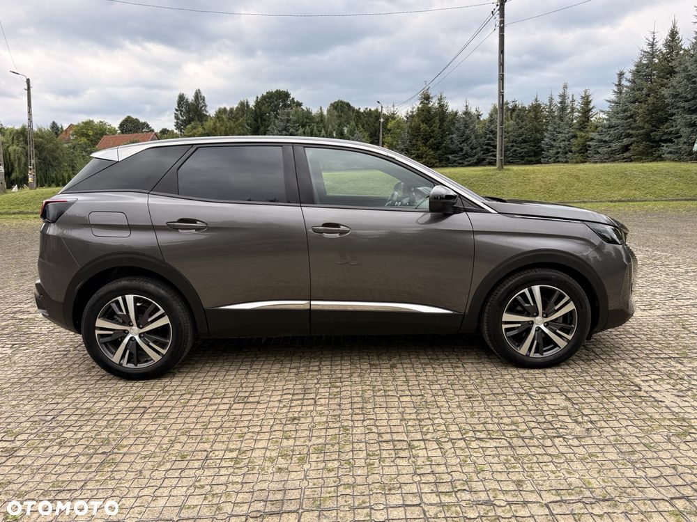 Peugeot 3008 PureTech 130 Stop & Start GPF EAT8 Allure Pack - 4