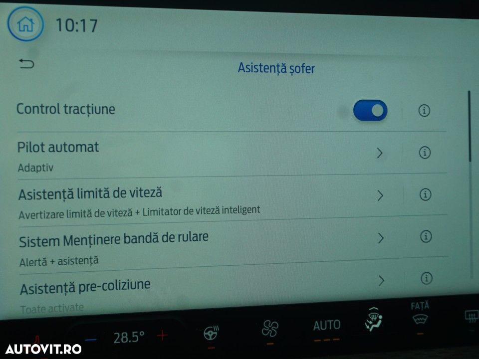 Ford Kuga - 18