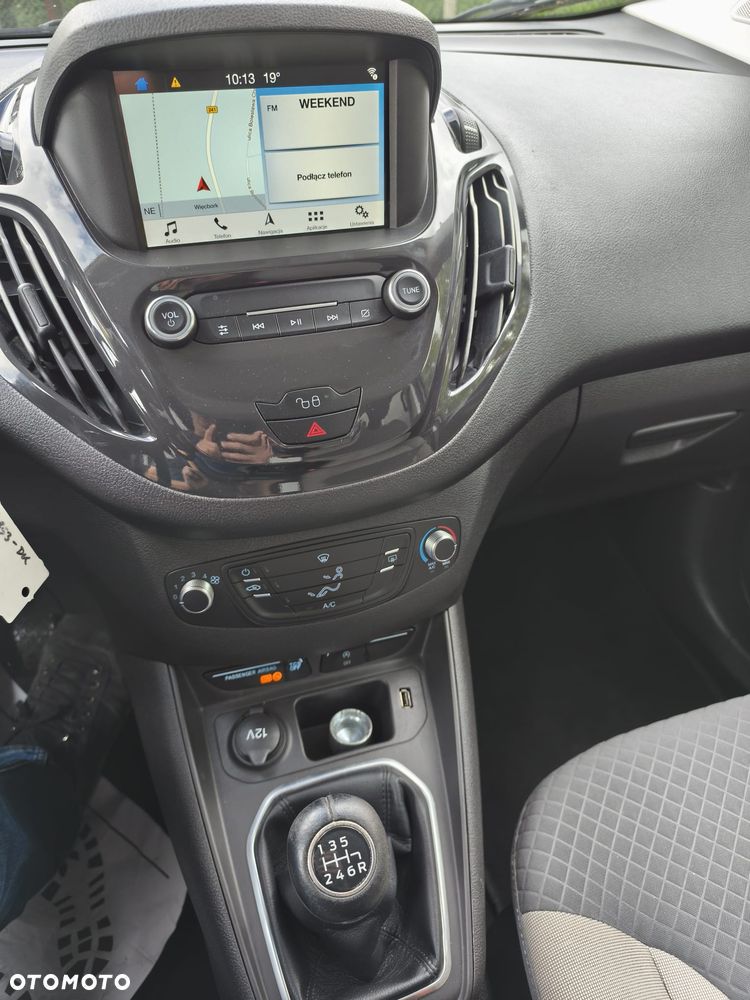 Ford Tourneo Courier 1.0 EcoBoost S&S Titanium - 19