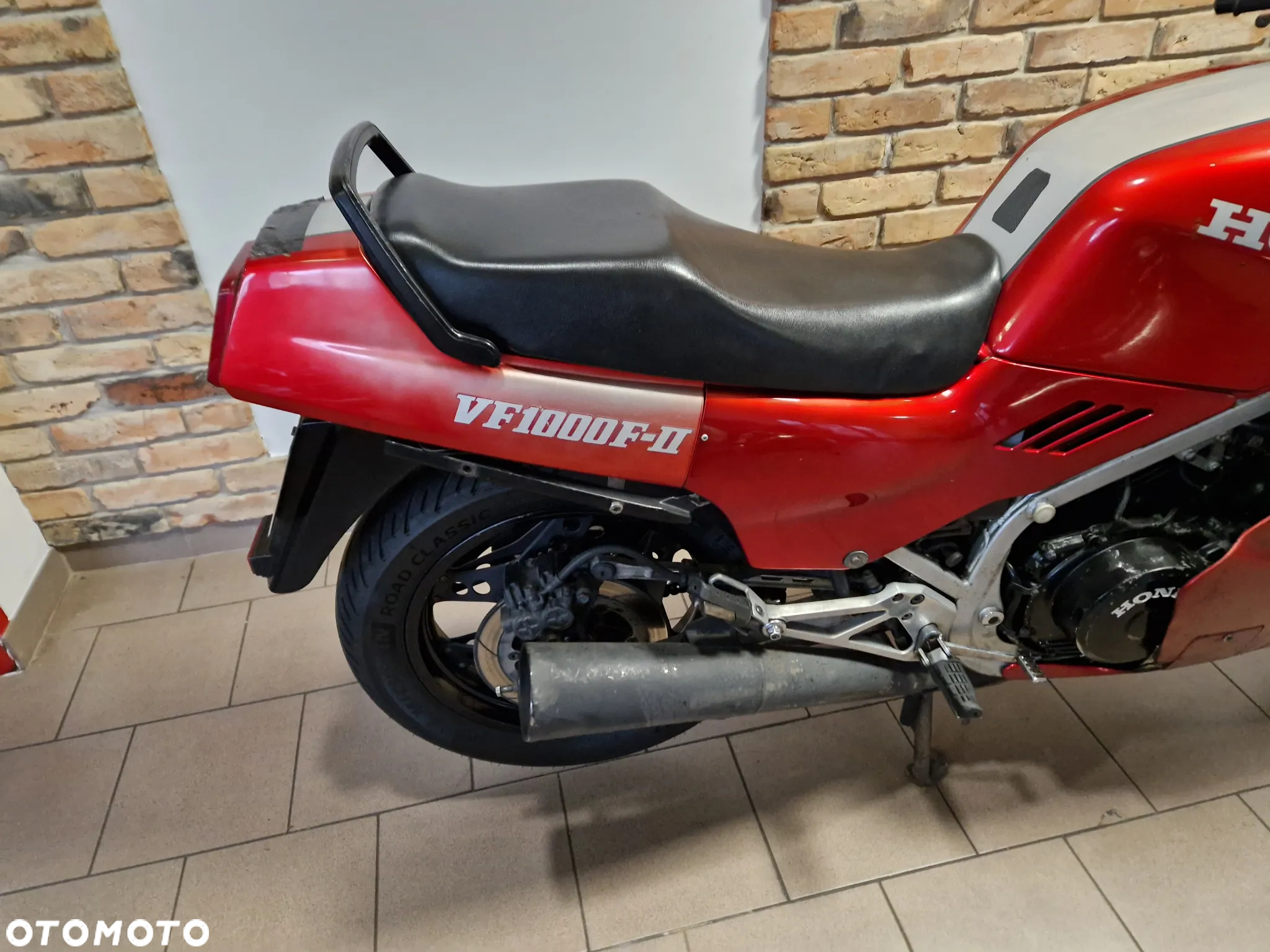 Honda VF - 4