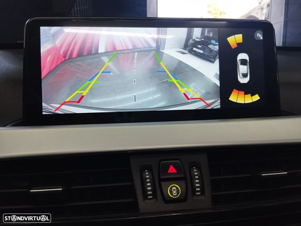 BMW X1 18 d sDrive Auto - 29