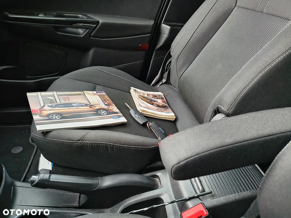 Ford B-MAX 1.6 Titanium - 31