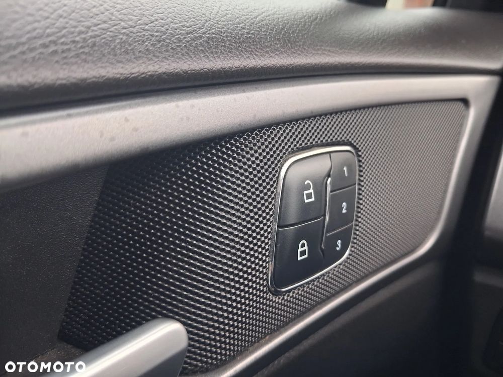 Ford Mondeo 2.0 TDCi Start-Stopp Titanium - 13