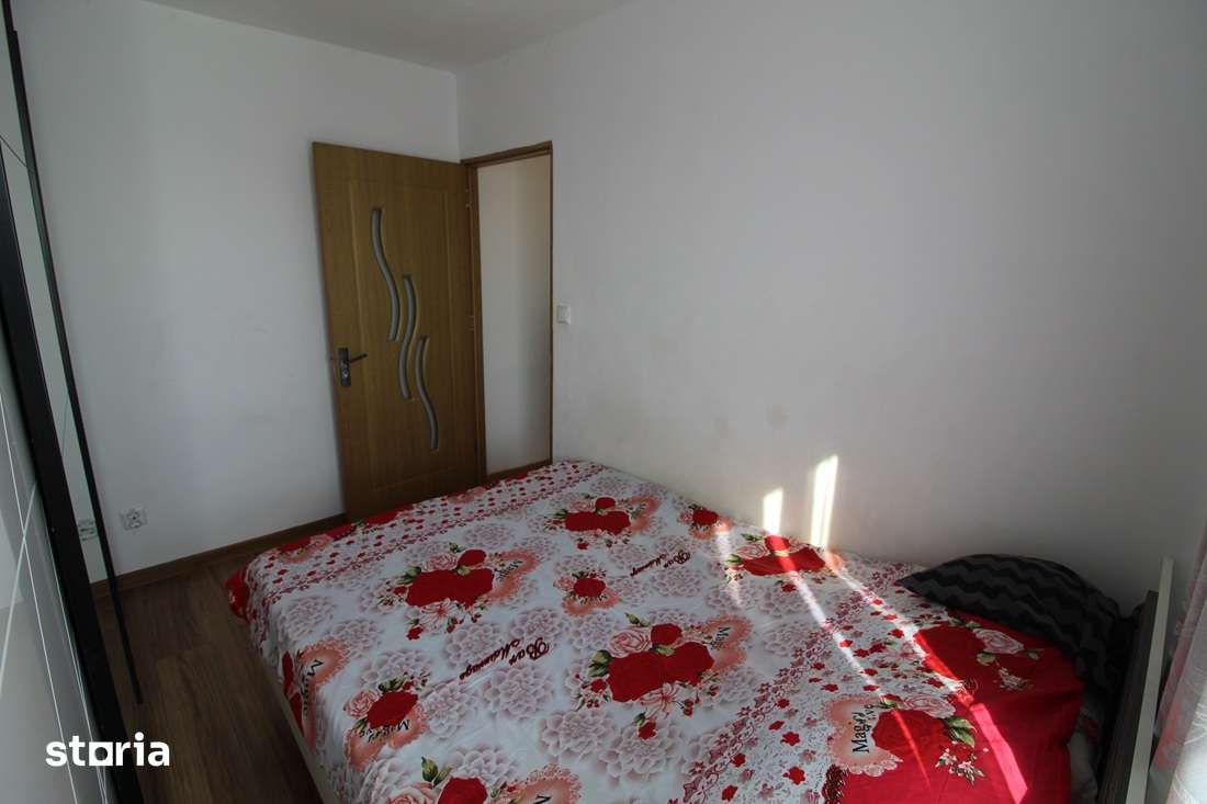 Vând apartament 4 camere în Hunedoara, M7-Trandafirilor, parter înalt - Imagine principală: 4/11