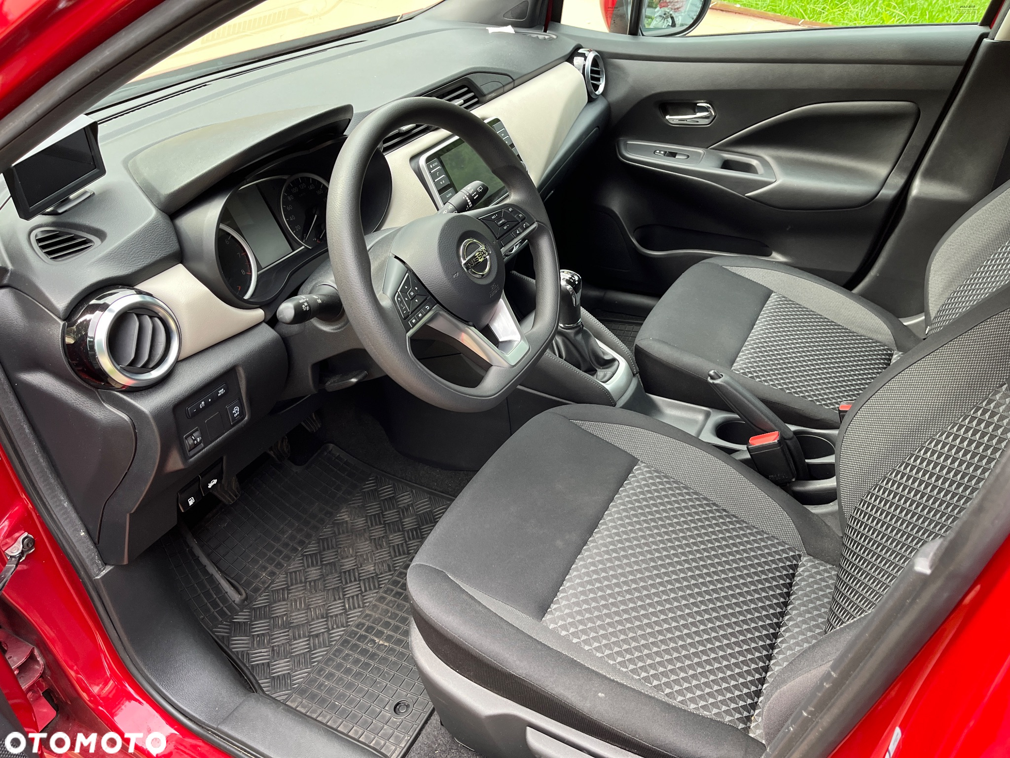 Nissan Micra 1.0 IG-T Tekna - 9