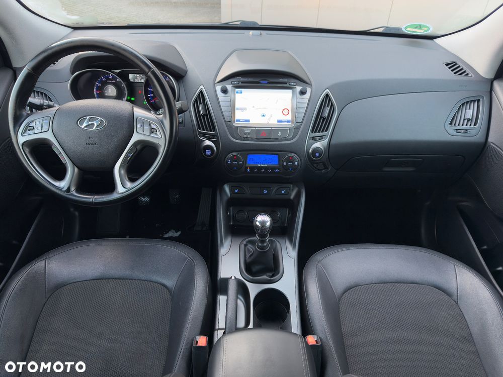 Hyundai ix35 1.6 2WD blue Trend - 6