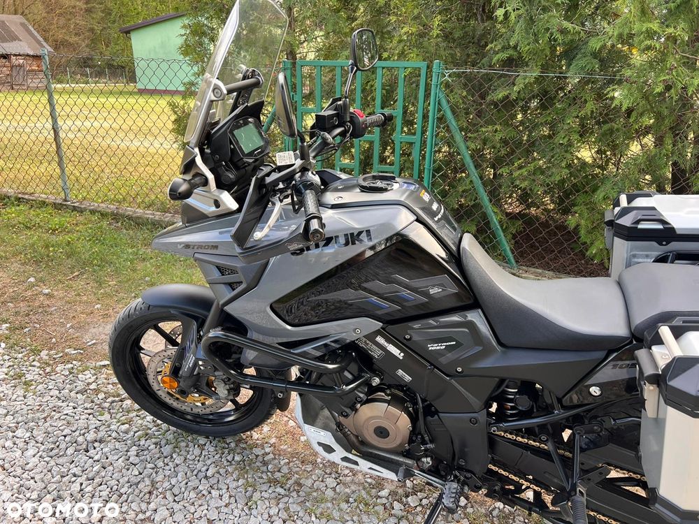 Suzuki V-STROM - 9