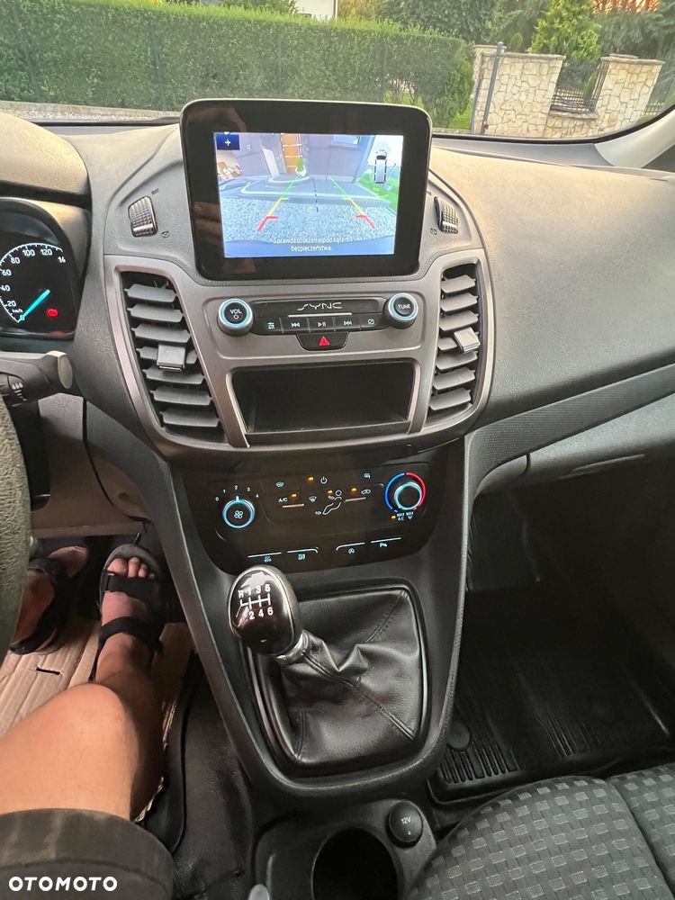 Ford Transit Connect - 25