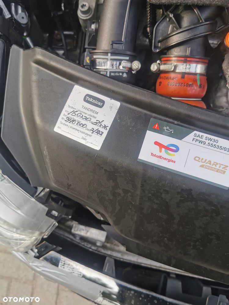 Peugeot 208 BlueHDi 100 Active Pack - 11