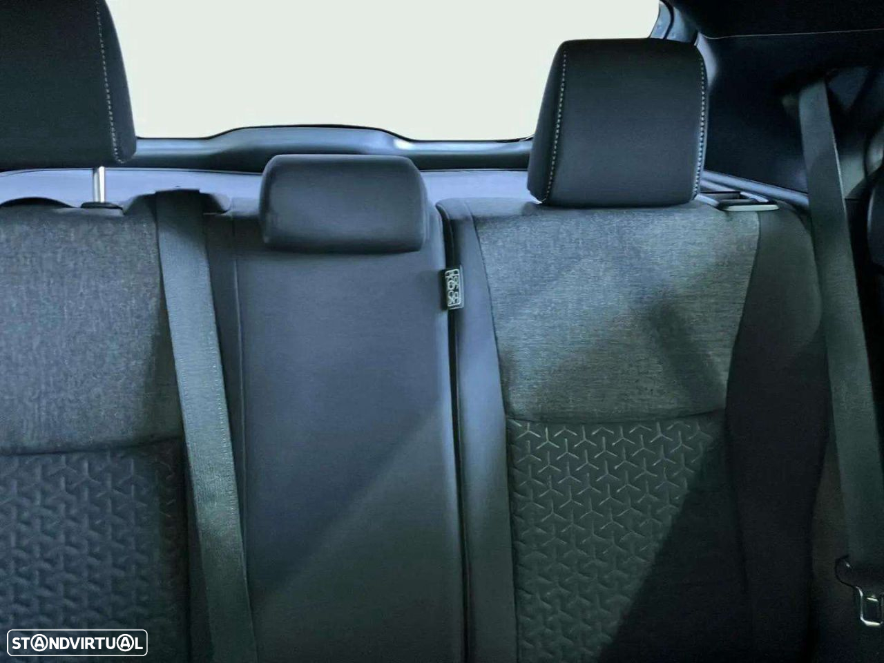 Toyota Yaris Cross 1.5 HDF Exclusive - 17