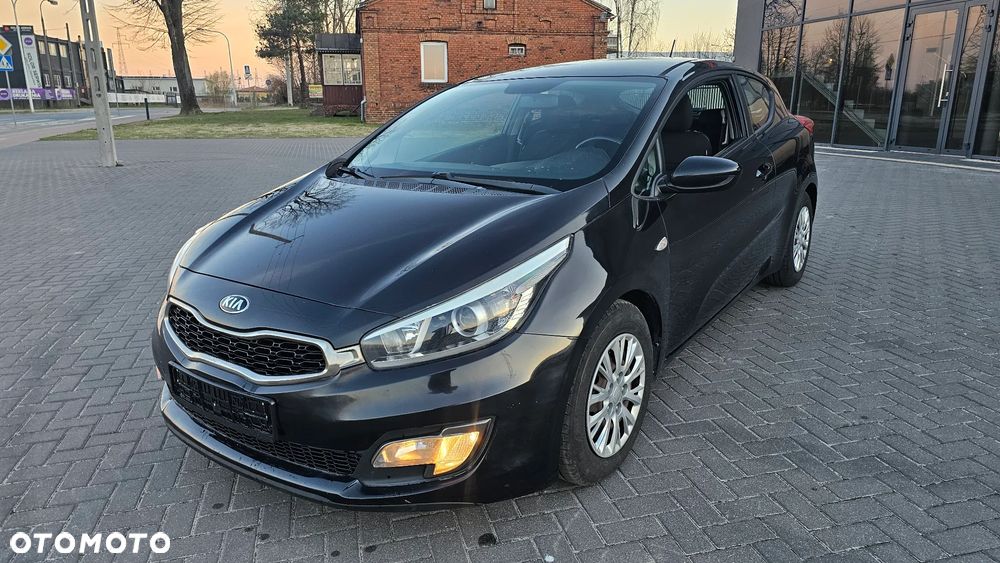 Kia Ceed 1.4 CVVT Dream Team Edition - 6