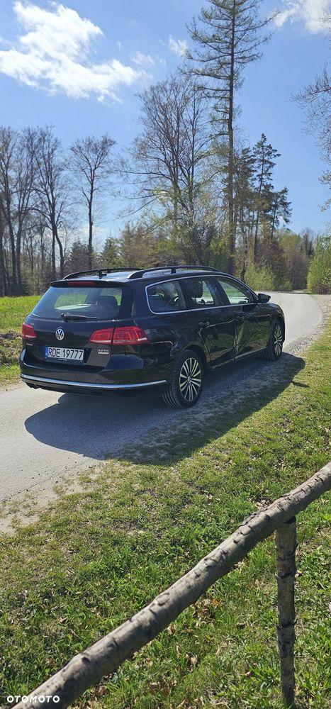 Volkswagen Passat 2.0 TDI Comfortline - 14