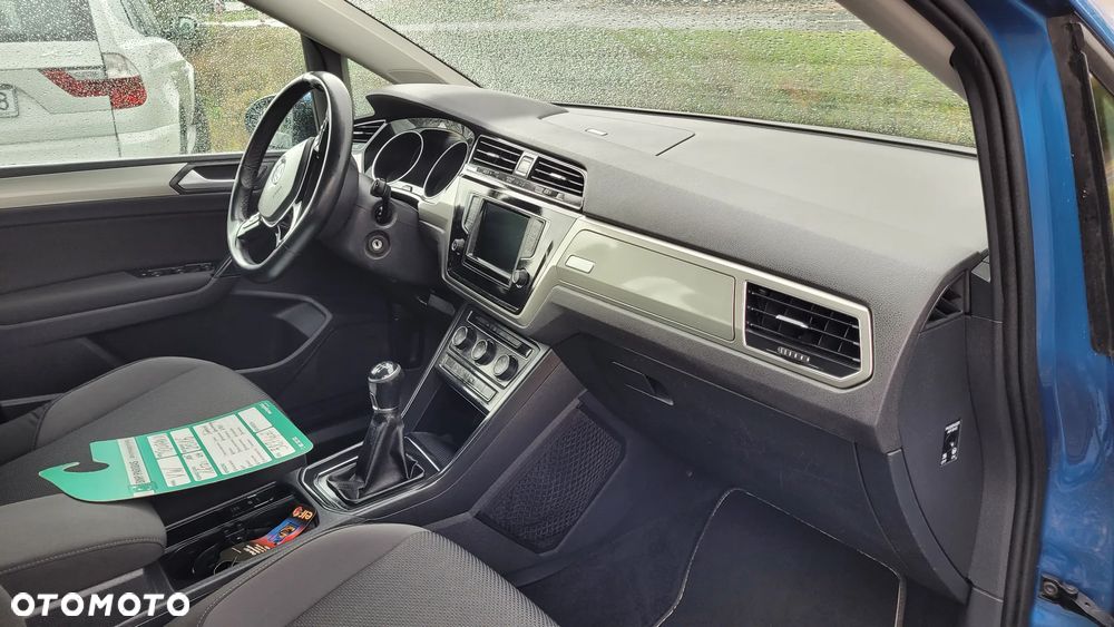 Volkswagen Touran 1.6 TDI SCR BlueMotion Technology Comfortline - 6