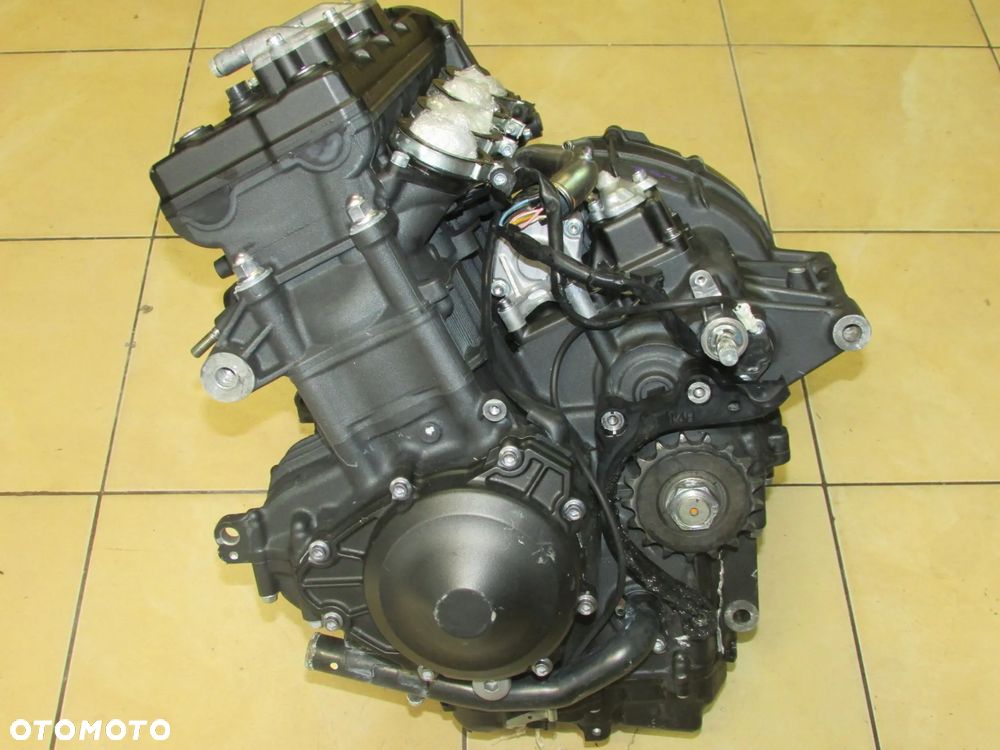 Yamaha YZF R1 RN22 09-14 Big Bang silnik engine 14tys - 3