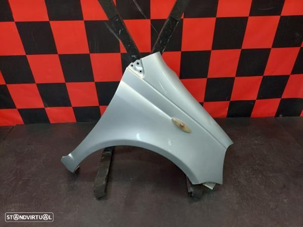 Guarda Lamas Direito Toyota Yaris (_P1_) - 1