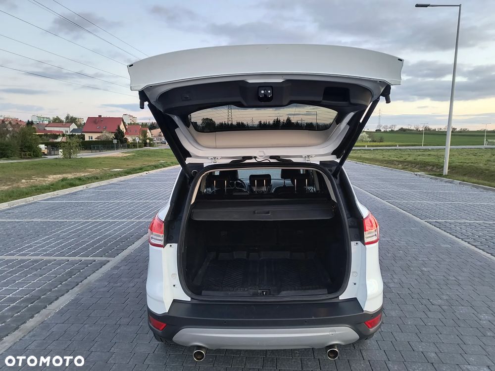 Ford Kuga 2.0 TDCi 4x2 Titanium - 26