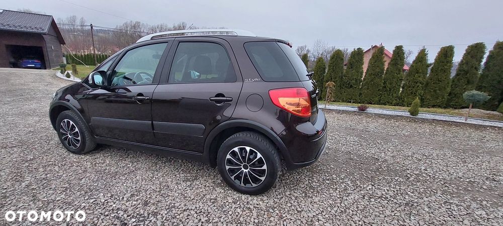 Suzuki SX4 1.6 VVT 4x2 Comfort - 6