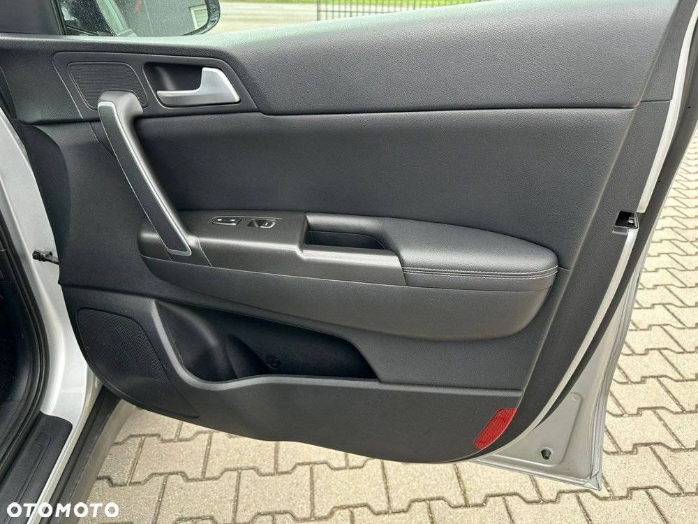 Kia Sportage - 13