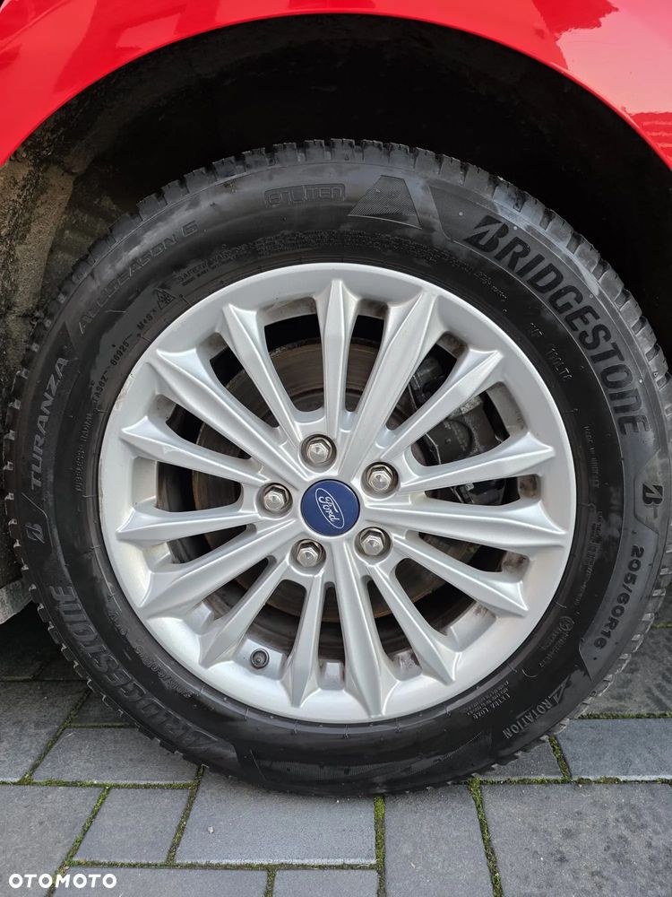 Ford Focus Turnier 1.5 EcoBlue Start-Stopp-System TITANIUM - 33