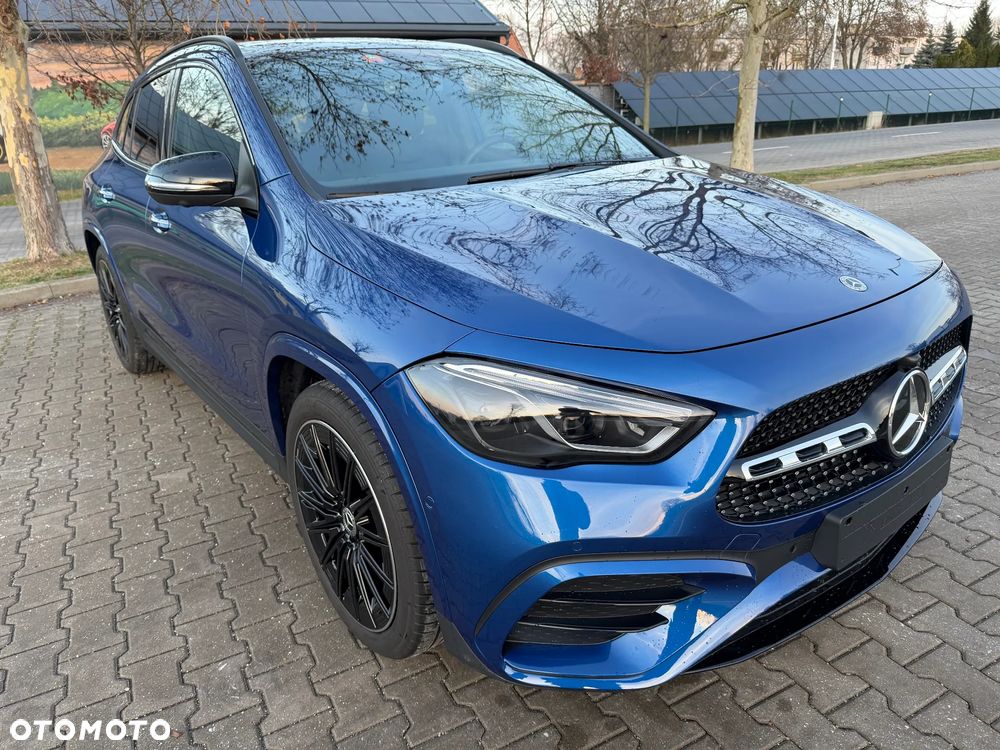 Mercedes-Benz GLA 200 7G-DCT AMG Line - 1